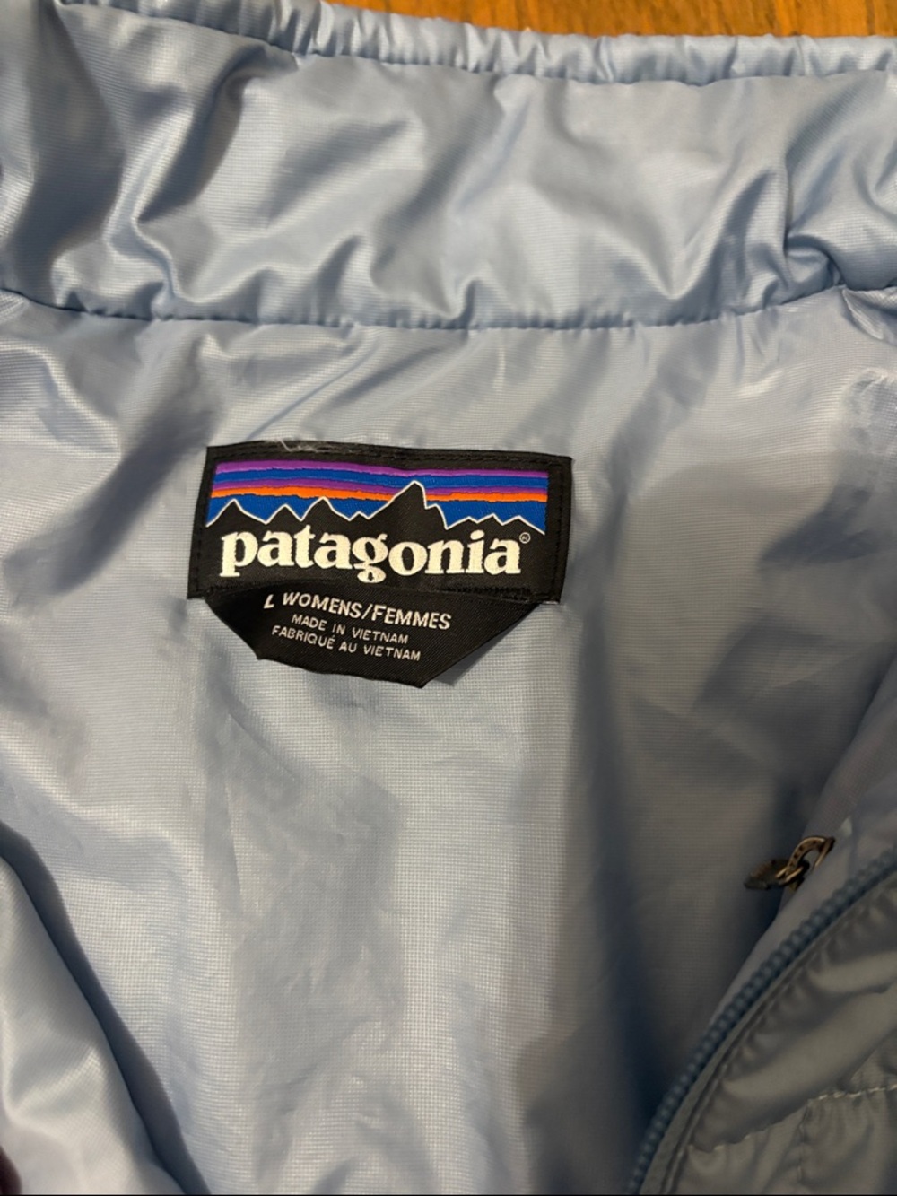 Patagonia Women's Light Blue Quilted Puffer Jacket size large - Picture 2 of 3